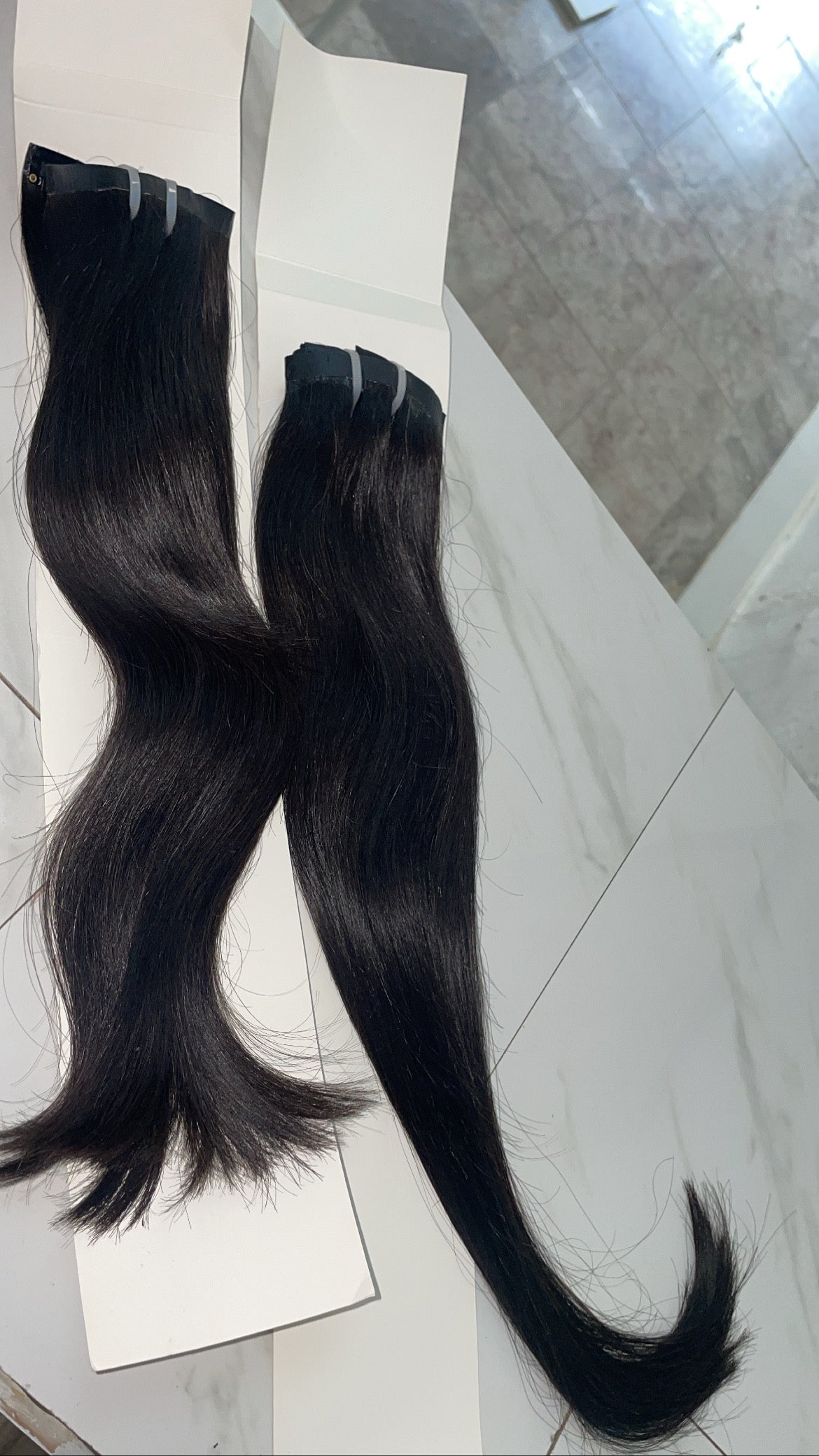 Clip In Extensions        (Raw Hair)